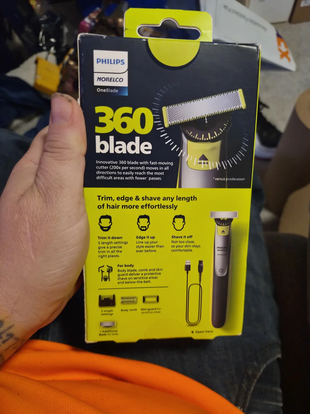 Philips Norelco OneBlade 360 Face + Body New In Box